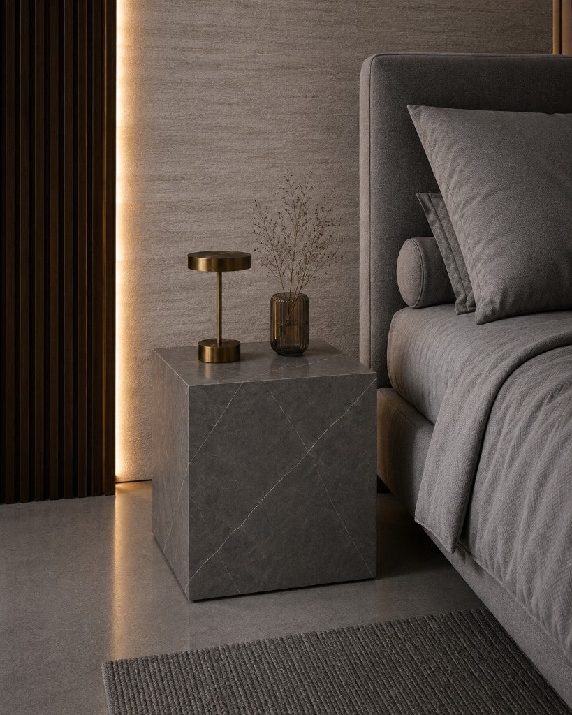 Punto marble side table